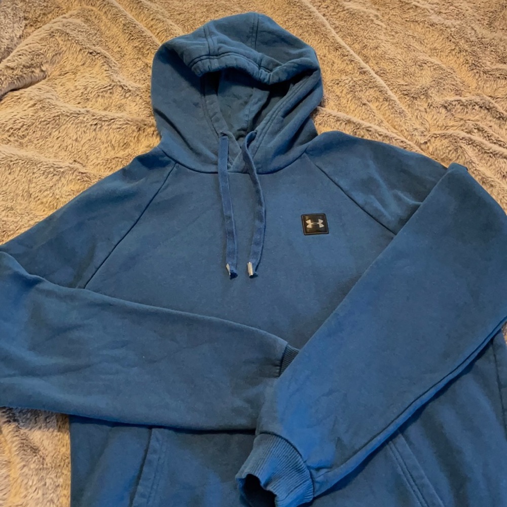 Men’s Under Armour hoodie